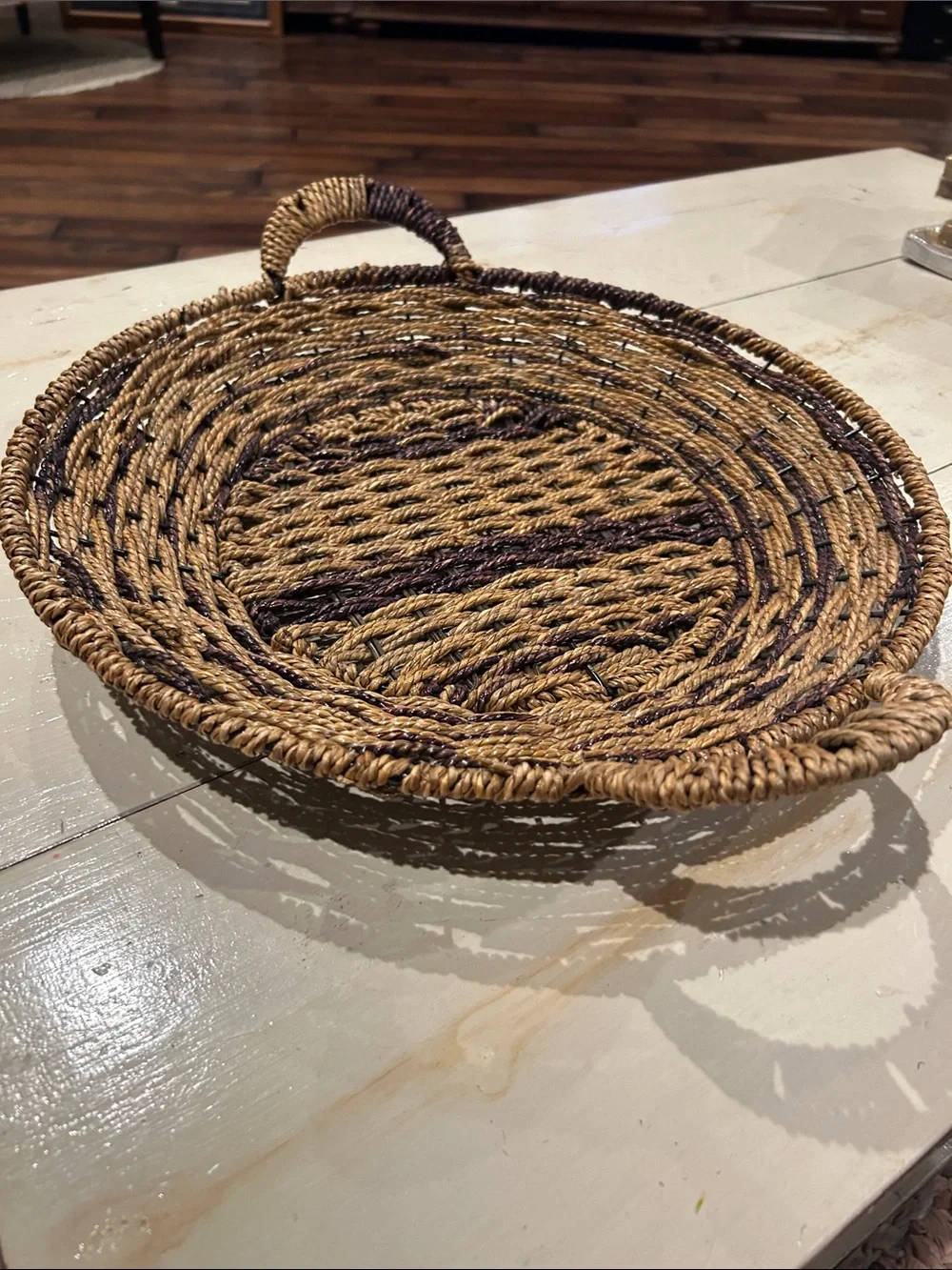Woven Round Serving Basket - Natural Brown